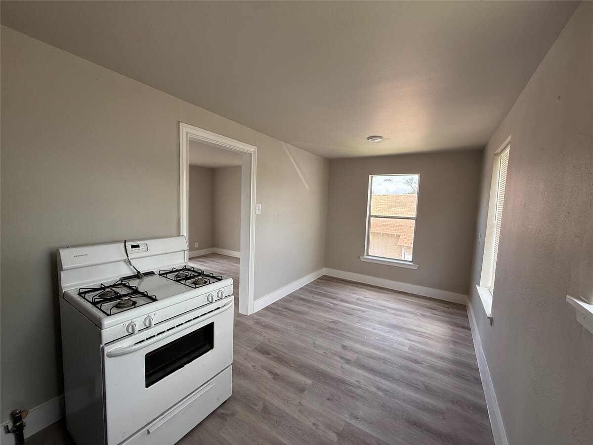 Photo - 7002 Corsicana St Unit B
