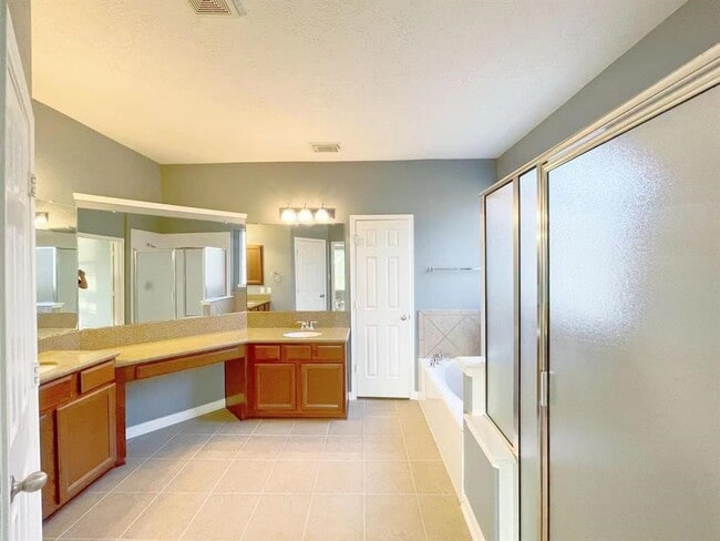 Building Photo - 10815 Lake Raven Ct Rental
