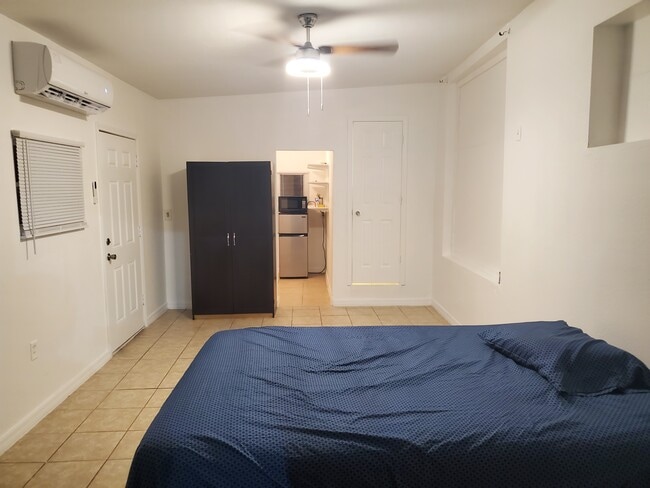 Photo - 5094 Kellchris ln Unit Luxury