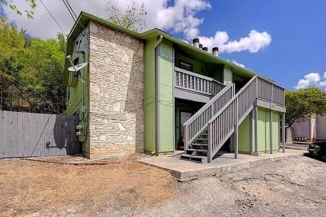 Photo - 801 Bracewood Cir