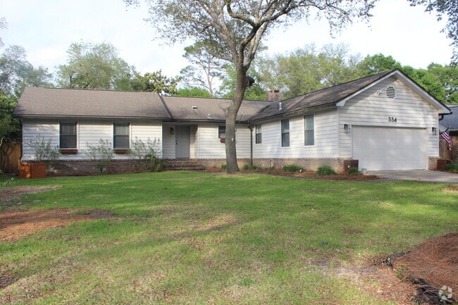 Building Photo - 334 Jamaica Way Rental