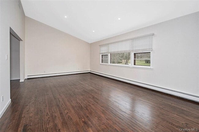Photo - 74 Edgewood Rd