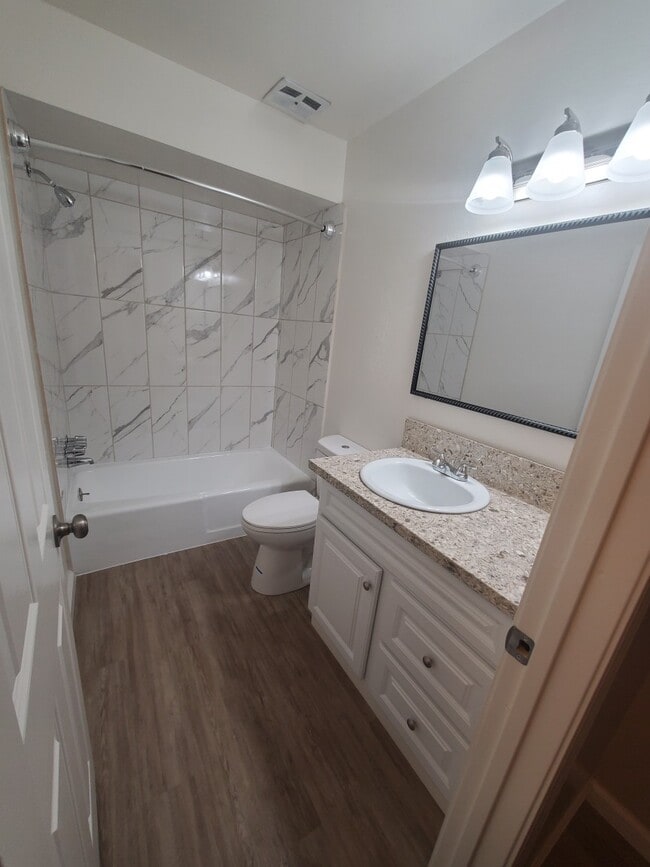 2BR/2BA Hallway Bath