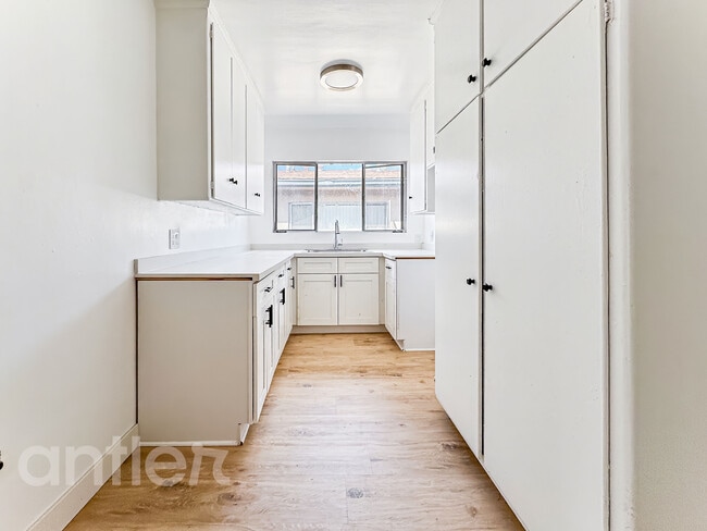 Photo - 4026 Palmwood Dr Unit 2