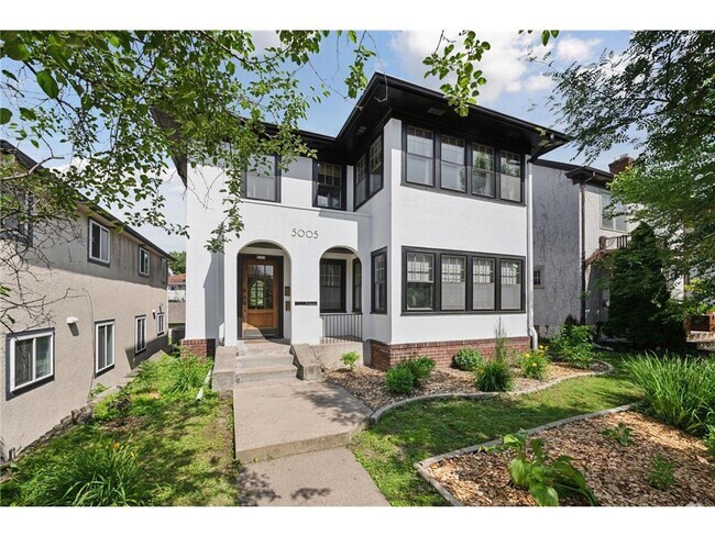 Building Photo - 5005 Oliver Ave S Rental
