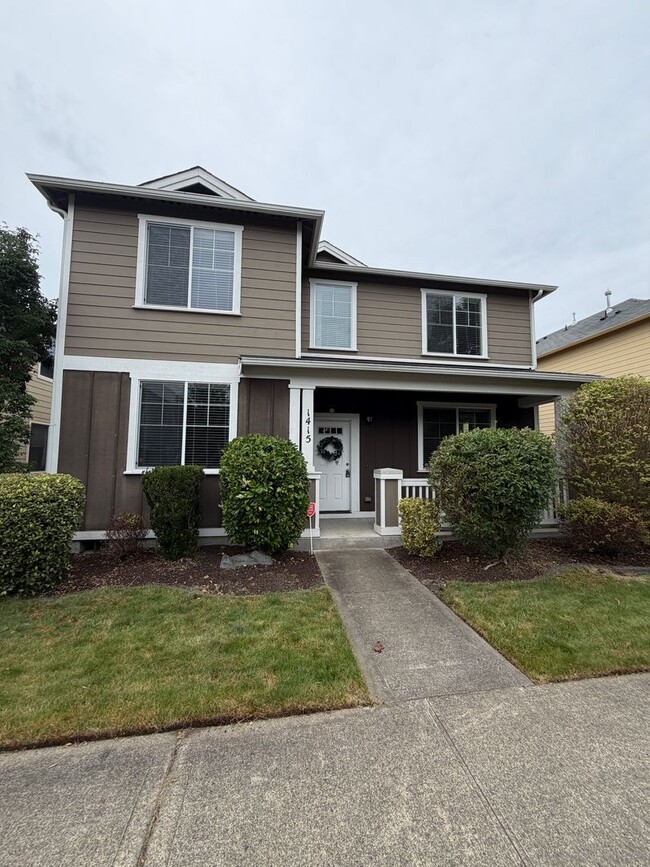 Building Photo - 1415 Grindstone Dr SE