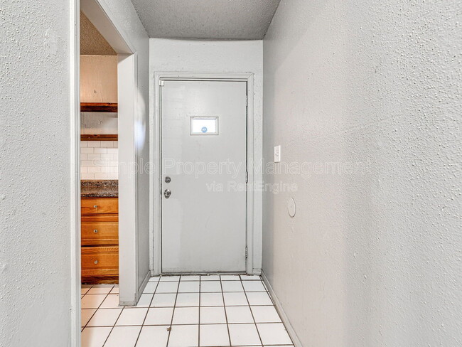 Photo - 601 N Wisconsin Ave