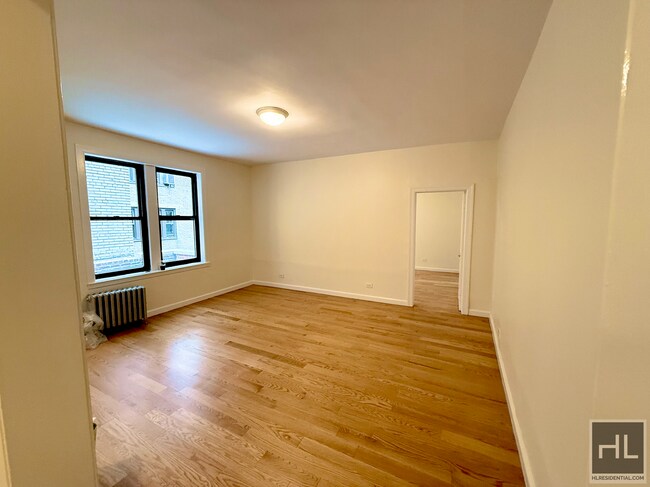 West 10th Street - West 10th Street Apartment Unit 2F