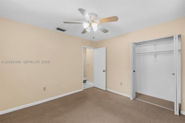 Building Photo - 1284 W 44th Pl Unit 3