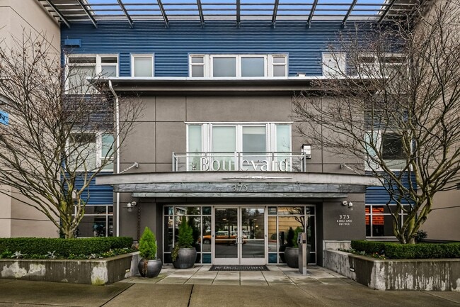 Building Photo - 375 Kirkland Ave