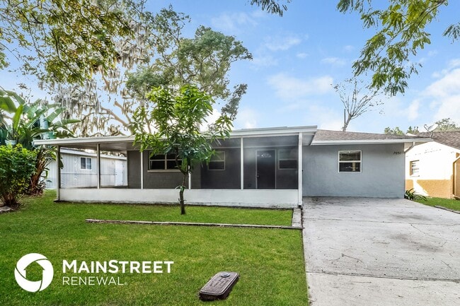 Building Photo - 7051 Lenox Dr