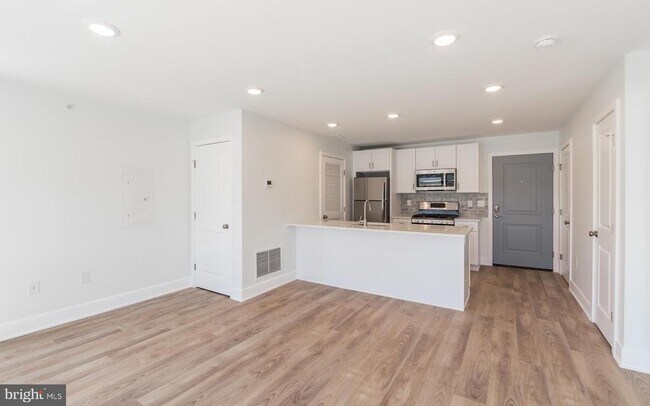 Photo - 1616 N Bailey St Unit 301