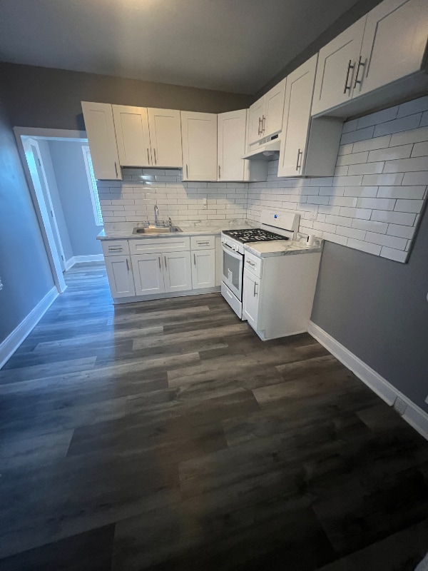 Photo - 1941 N Stanley St