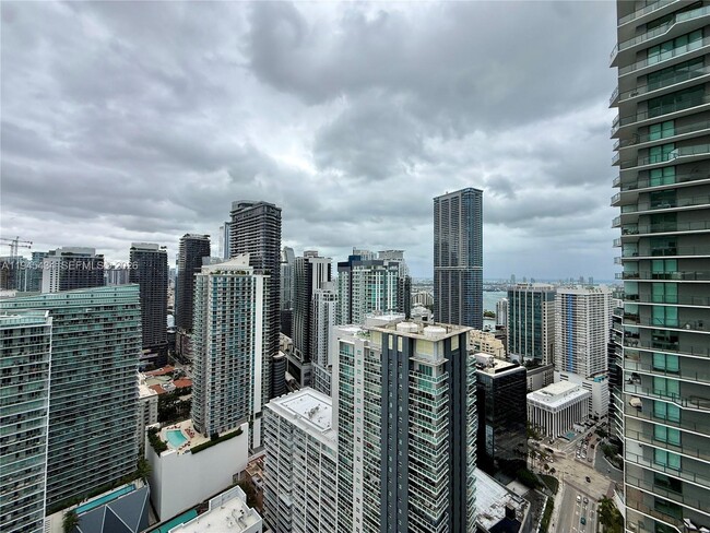 Photo - 60 SW 13th St Unidad 4018