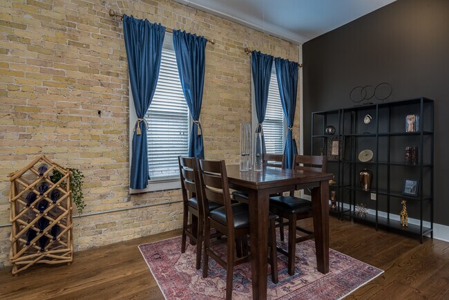 Photo - 2102 N Palmer St