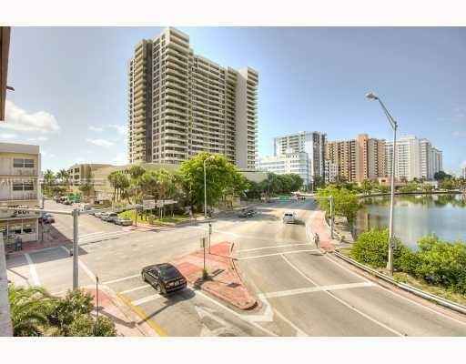 Photo - 2600 Collins Ave Unidad 511