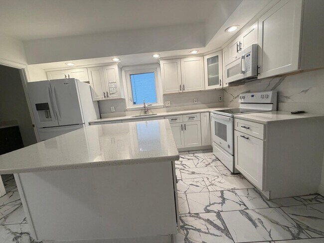 91 Clinton St