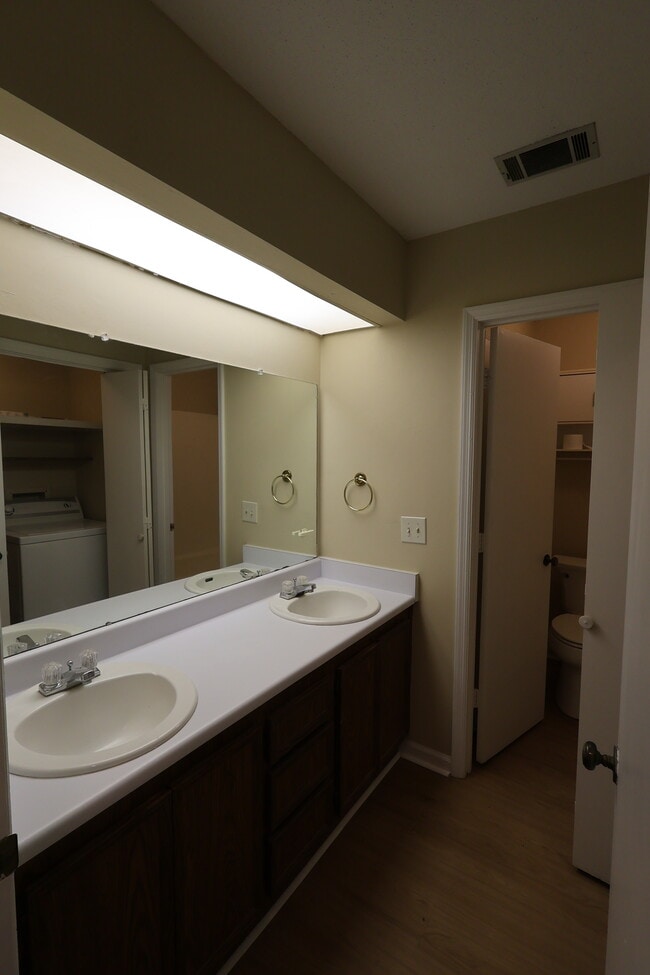 Photo - 372 Hummingbird Cir Unidad 372