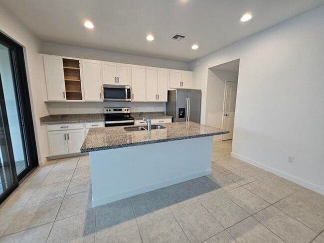 Building Photo - 8641 Antarus Dr