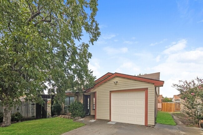 Building Photo - 4518 Jenkins St