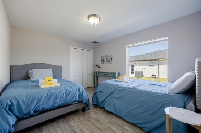 Photo - 2211 Surfside Blvd