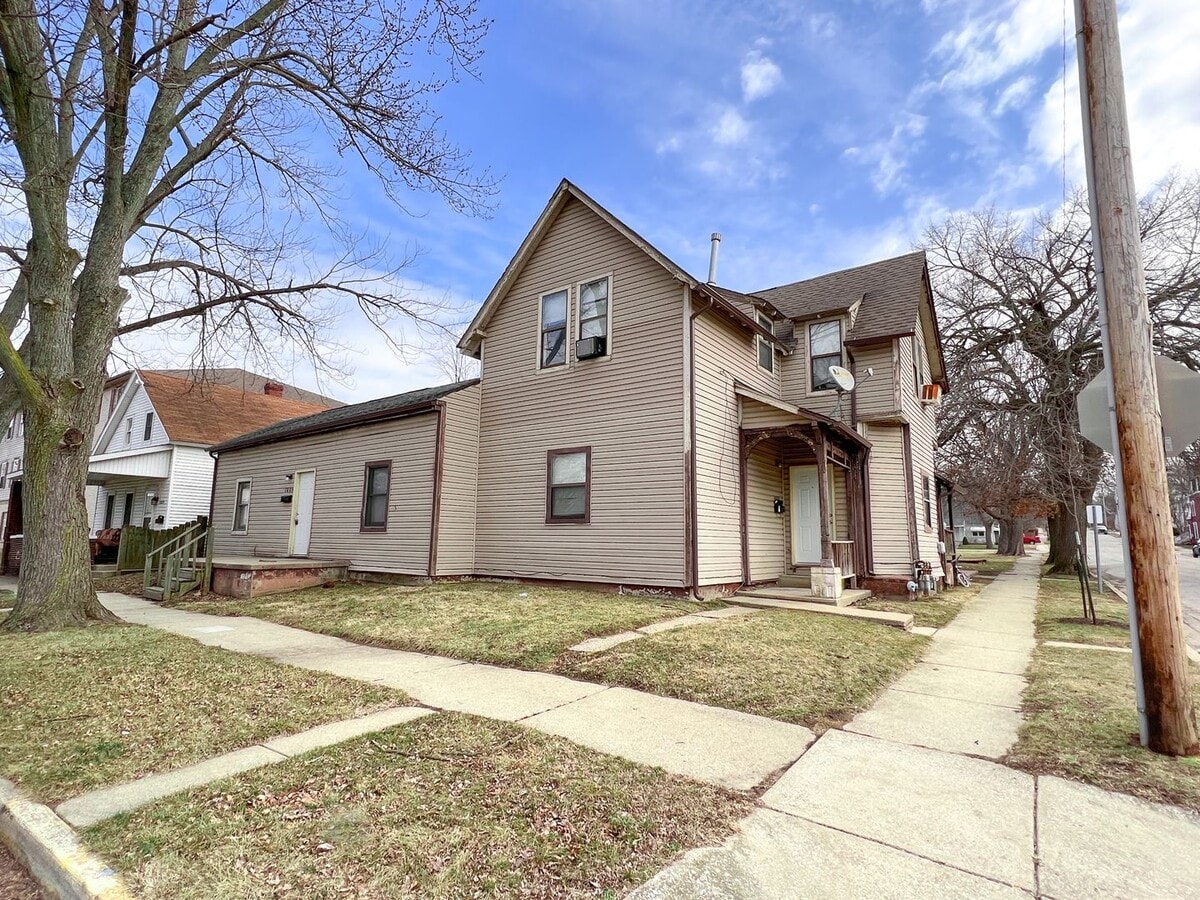 Photo - 1005-1005 N 6th St Unit 1001 N 6th Street- 1