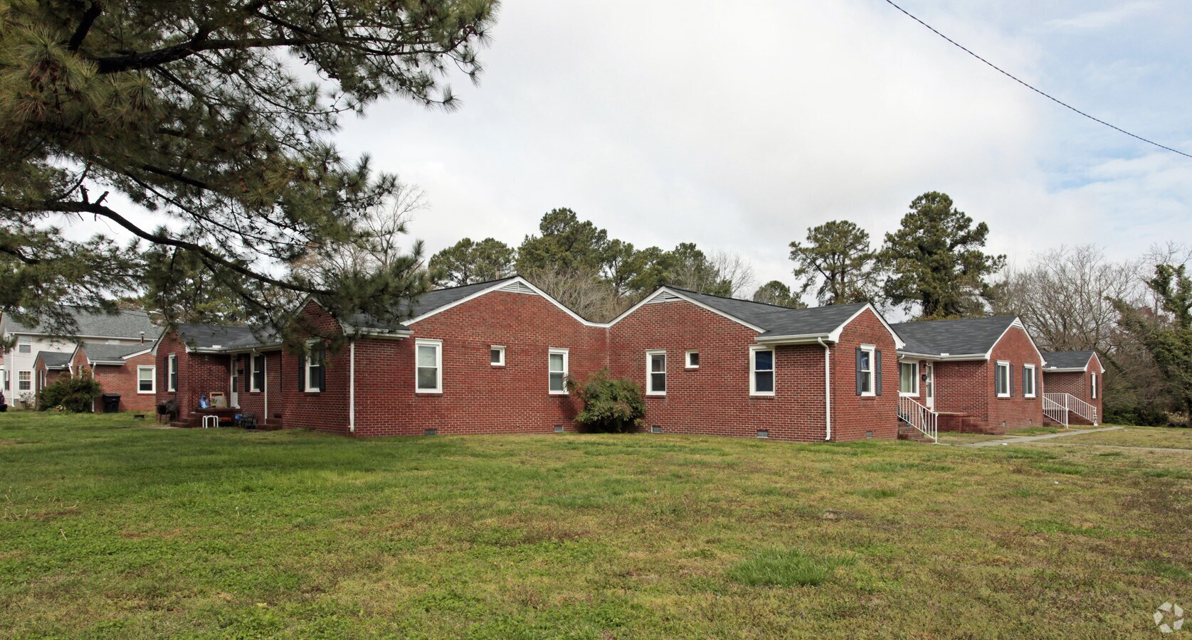 Edison Apartments - Edison Apartments