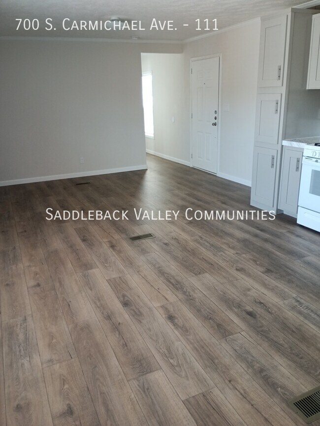 Photo - 700 S Carmichael Ave