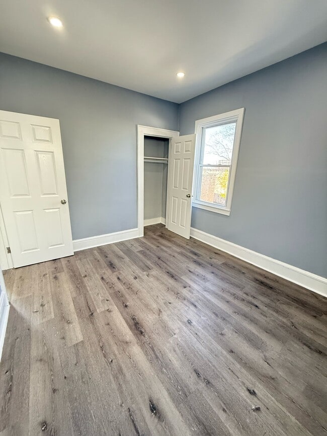Photo - 422 Bacheller Ave