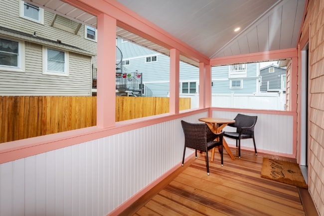 Photo - 6 L St