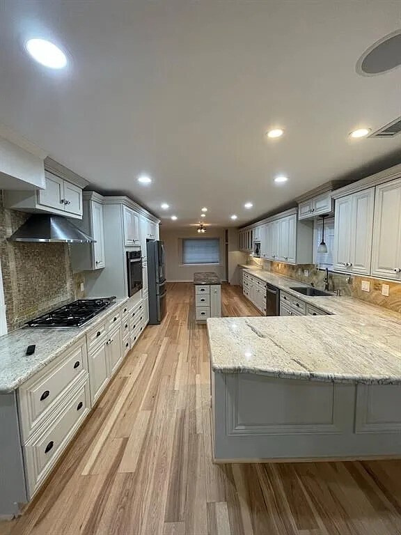 Photo - 9415 Endicott Ln