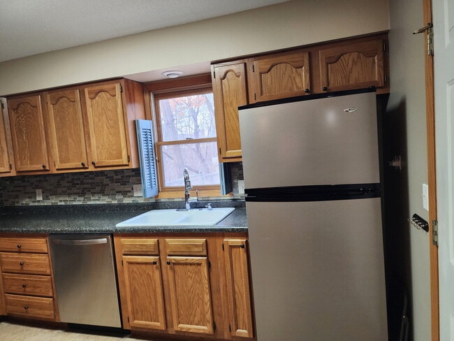 Photo - 3131 Dubuque St NE