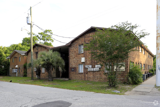 Building Photo - North Corner Pointe Rental