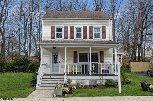 Building Photo - 32 W New St