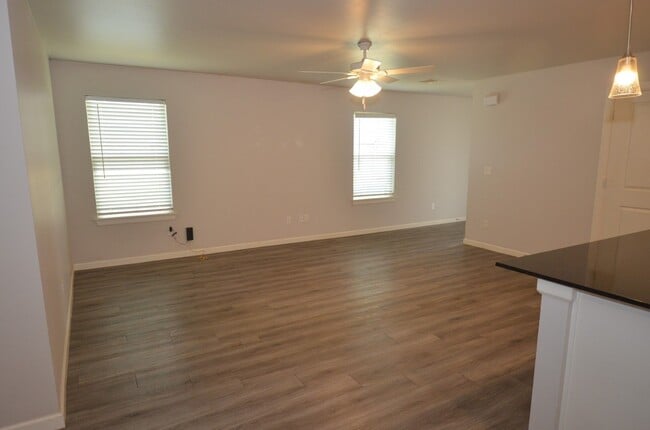 Photo - 11209 Howard Dr Unit 11211 Howard Dr