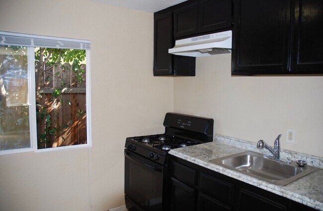 Photo - 3920 High St