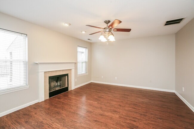 Photo - 15589 Outside Trail