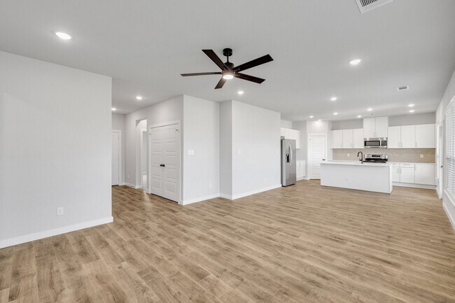 Photo - EDGEWOOD ESTATES NOW PRE-LEASING! LUXURIOU...