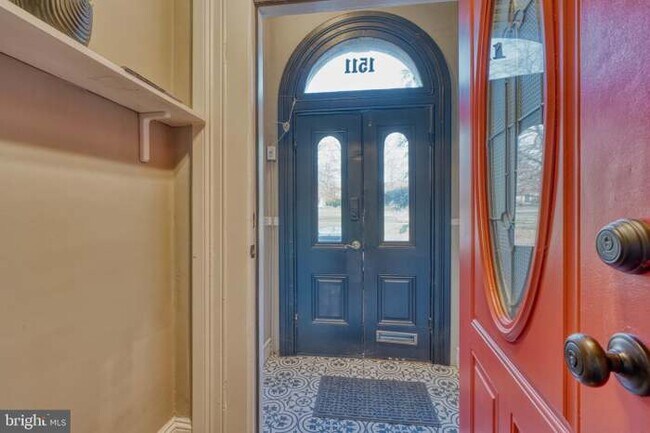 1511 W Lombard St Unit The Jewel