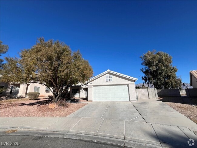 Building Photo - 7604 Twisted Pine Ave Rental