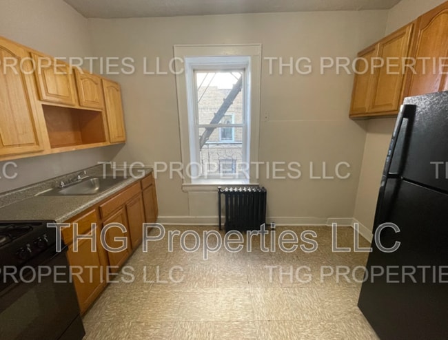 Building Photo - 671 Lincoln Ave Unit Apt. 109