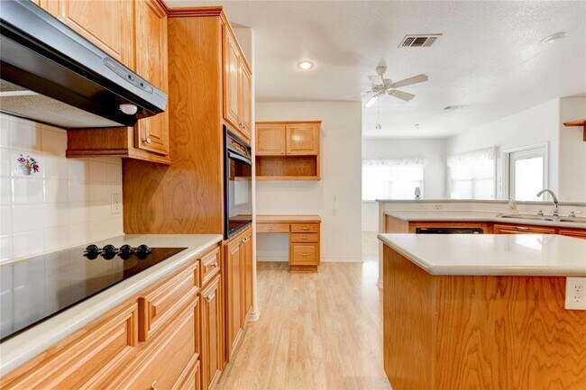 Photo - 2300 County Rd 302