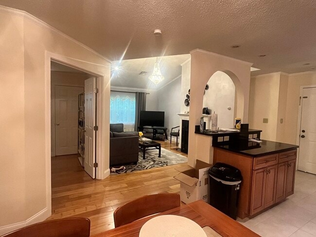 400 Brookside Dr Unidad F