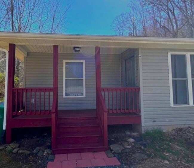 Building Photo - Swannanoa - Beloved Beacon Village!