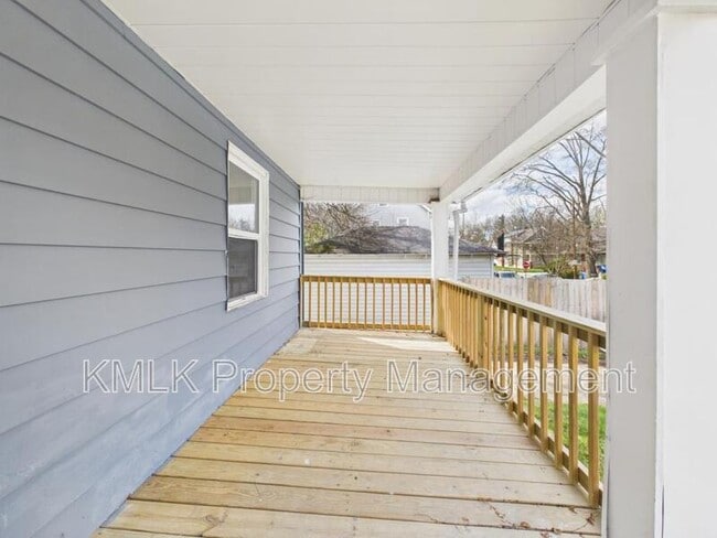 Photo - 575 Fernwood Dr