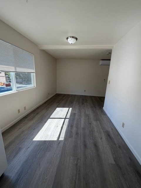 Photo - 704 SE 9th St