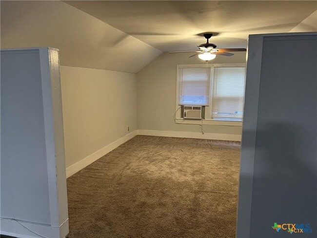 Photo - 1506 N De Leon St