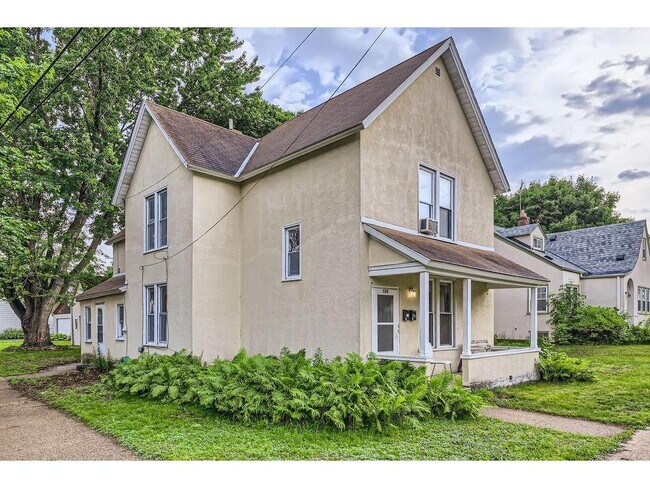 Photo - 528 20th Ave NE Townhome