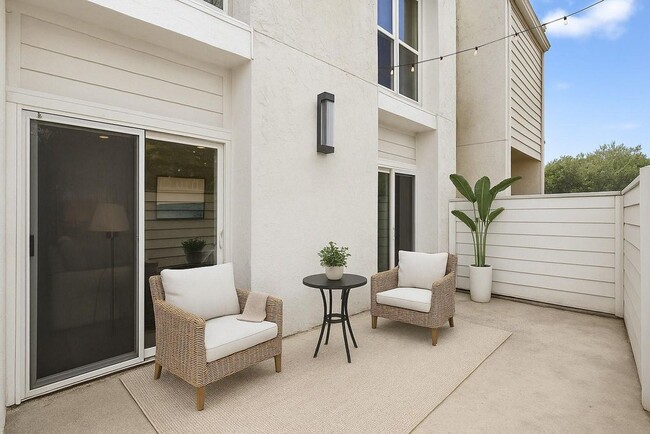Photo - 6019 Winsome Ln