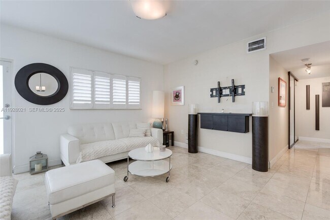 Photo - 1110 Venetian Way Unidad 1A